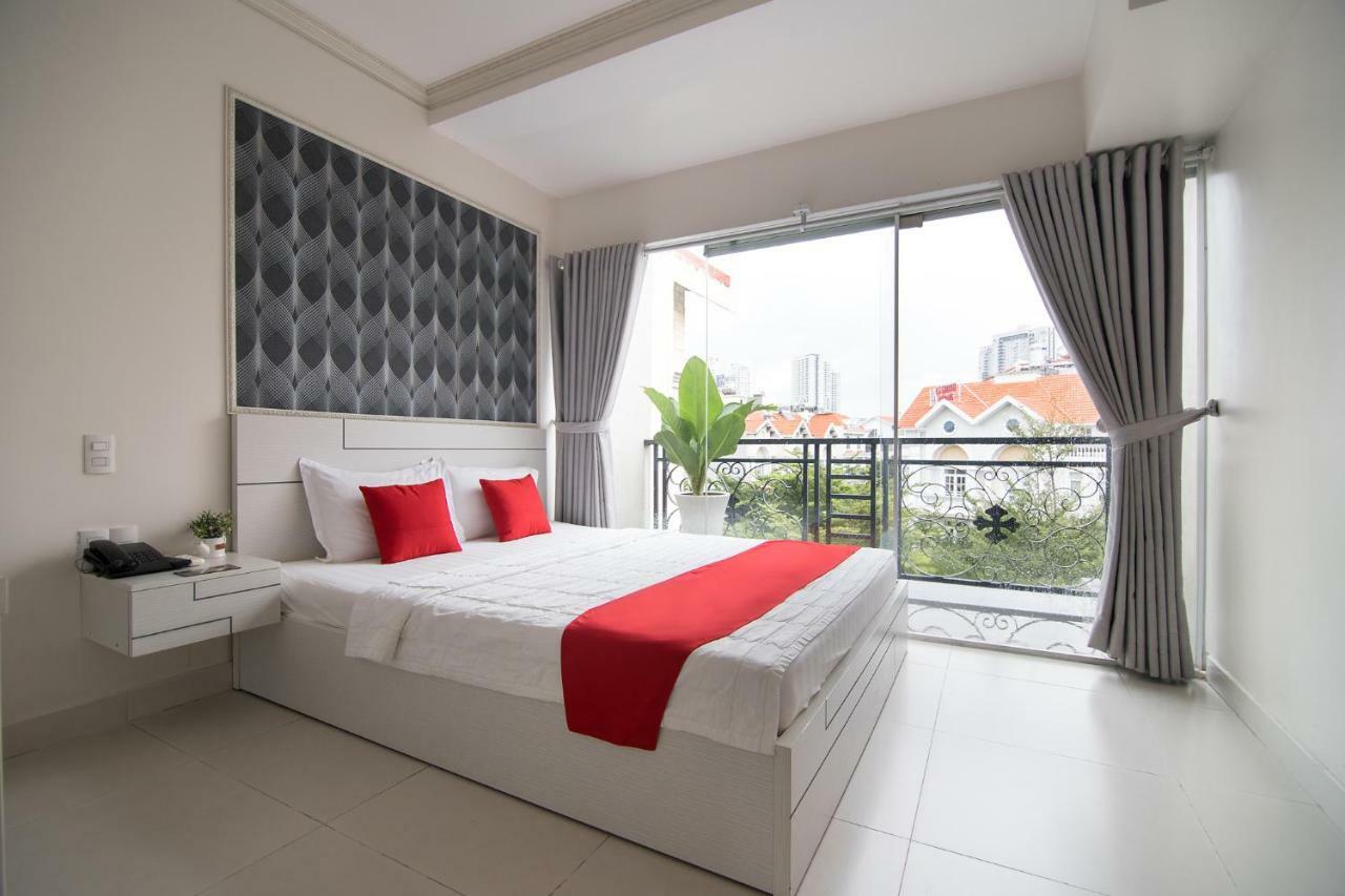 Bin Bin Hotel 4 - Near Sunrise City D7 Ho Chi Minh-stad Buitenkant foto
