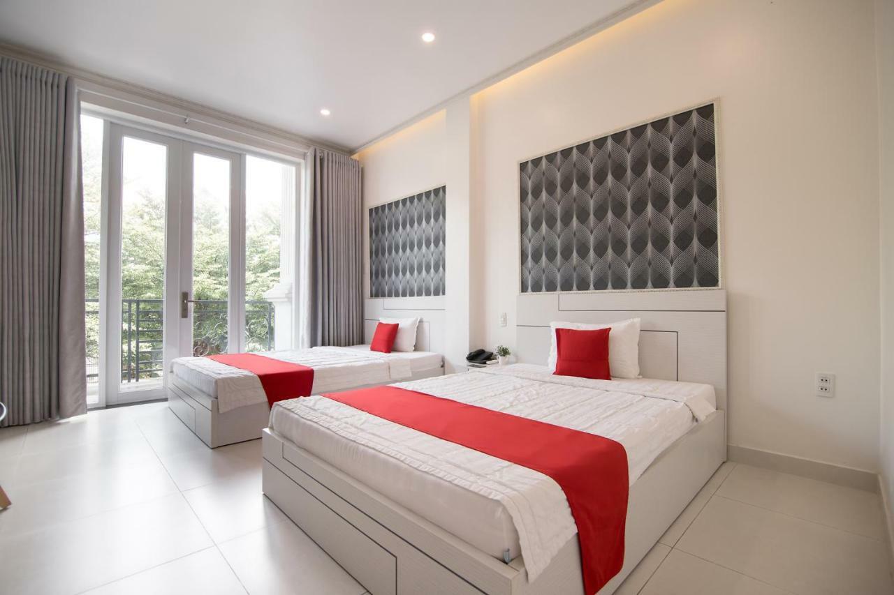 Bin Bin Hotel 4 - Near Sunrise City D7 Ho Chi Minh-stad Buitenkant foto