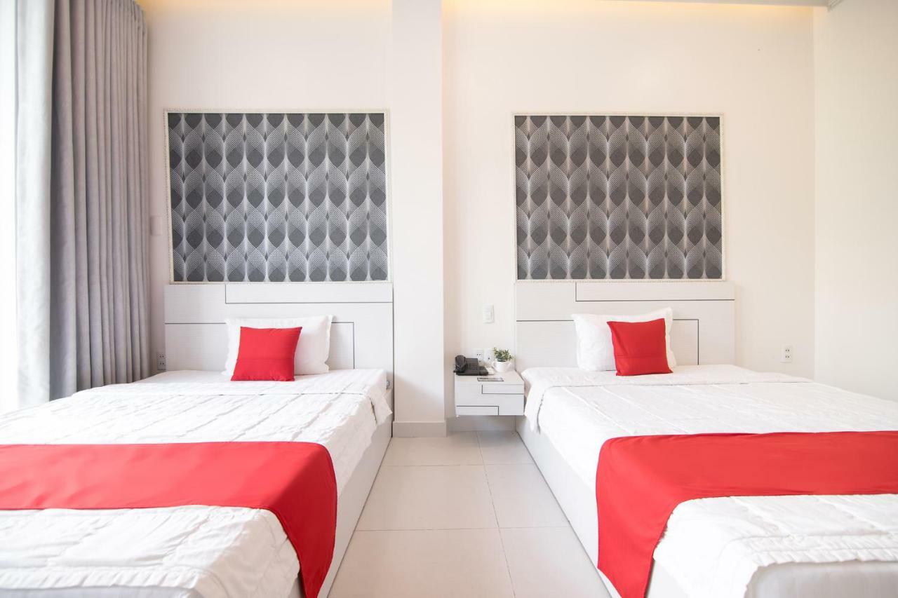 Bin Bin Hotel 4 - Near Sunrise City D7 Ho Chi Minh-stad Buitenkant foto